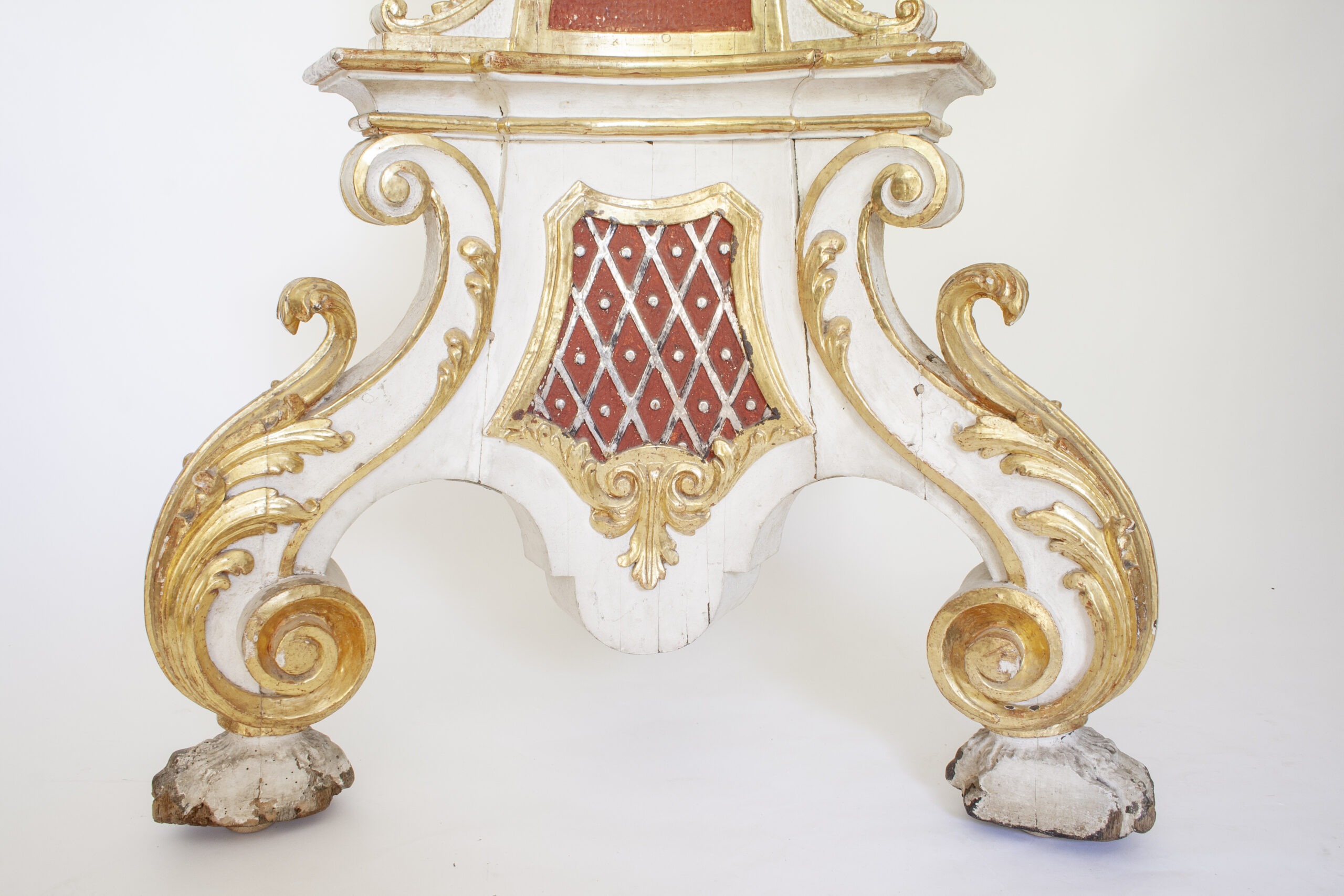 Detailaufnahme Sockel vorher