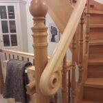 Holztreppe im Vorzustand