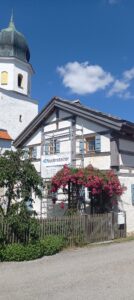 Gesamtansicht Ölerbauernhaus Biberg